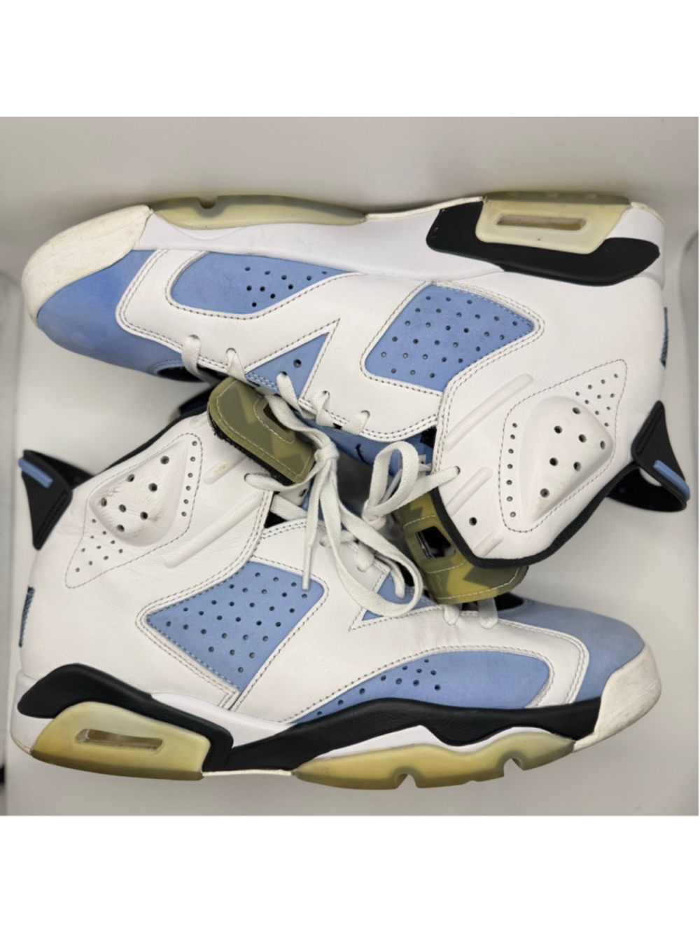 Nike Air Jordan Retro 6 UNC White UNC Home Sneakers Men's Size 11.5